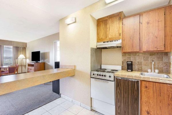 TRAVELODGE WINCHESTER (Winchester)
